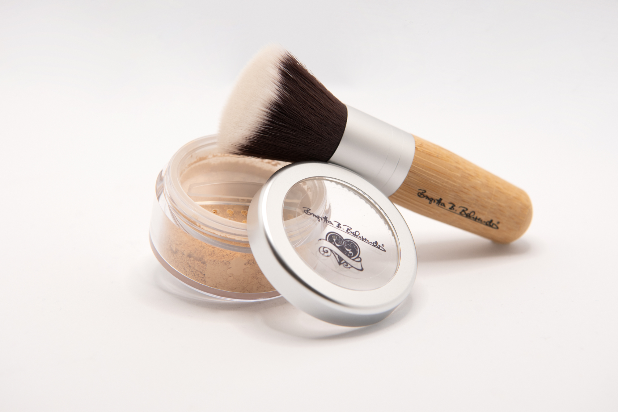 Pure Make-up Powder sandy