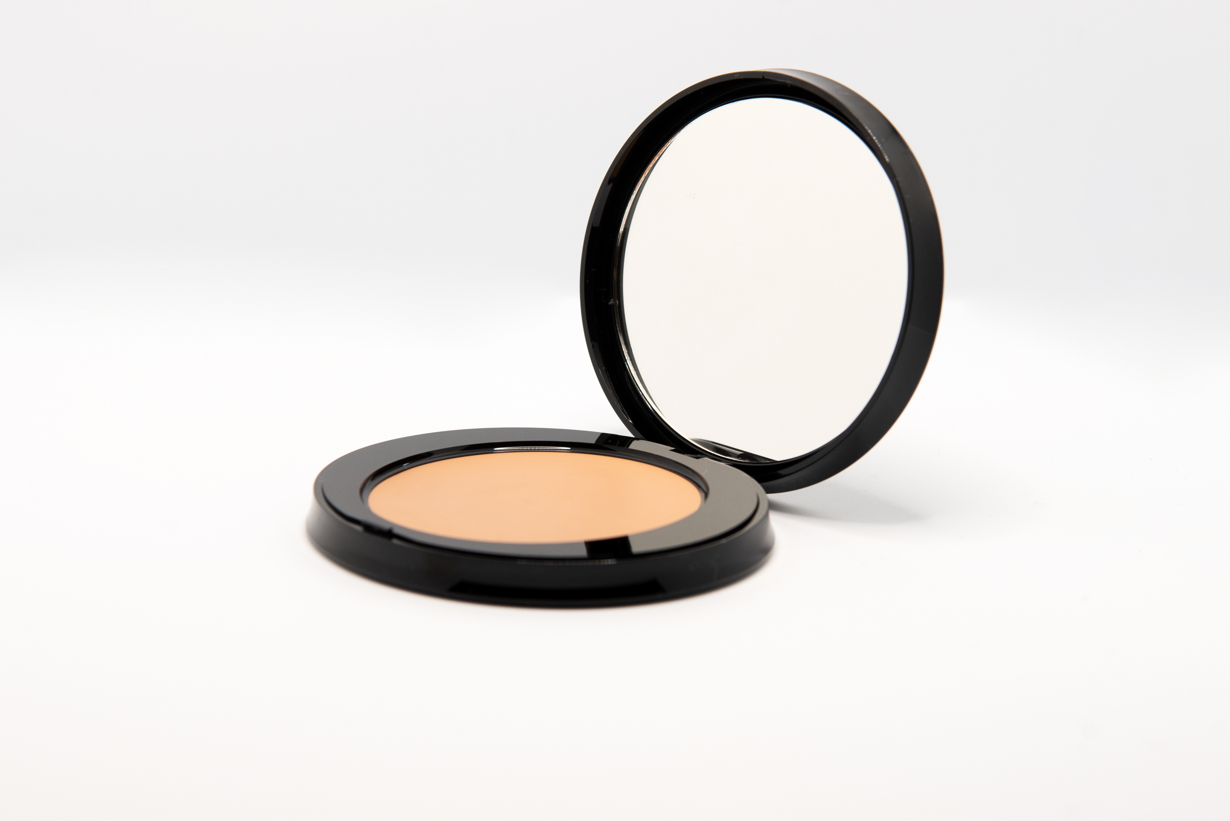 MakeupSilkyDark-1